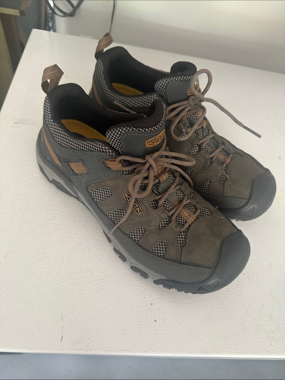 Keen Men's Brown and Gray Trail Sneakers